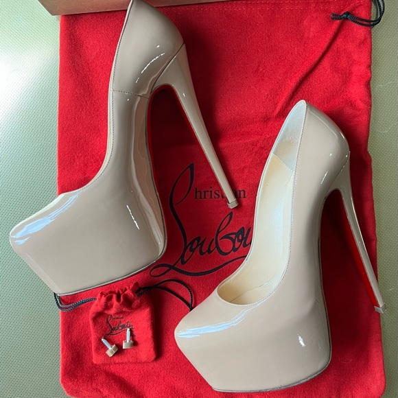 Christian Louboutin daffodile high heel platform pump nude patent leather size 7 - Picture 4 of 7